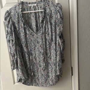 Rose & Olive Blue and Pink Ruffled Puff Sleeve Blouse